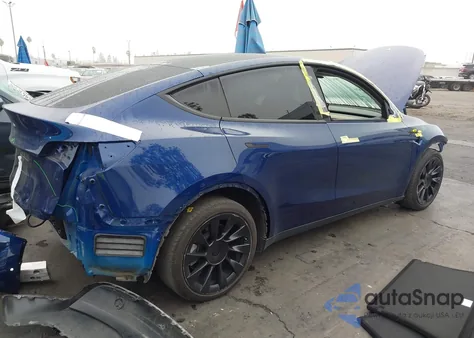 2021 Tesla Model Y Long Range Dual Motor All-Wheel Drive из США, поврежденный, VIN 5YJYGDEE8MF061565